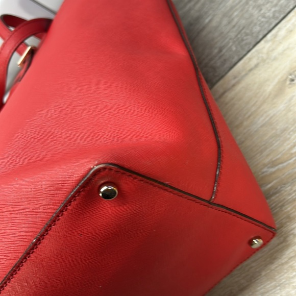 Kate Spade Red Tote Bag - Picture 5 of 10